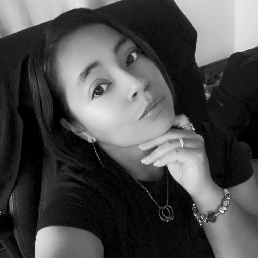 Meet your Poshers, Jessie & Jayden